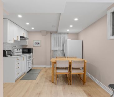 For Lease - 7691 Wildfern Drive, Mississauga, Ontario - Photo 2