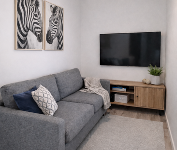 Lilla Idtjärnsgatan, Angered - Photo 3