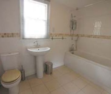 2 Bed Flat, Wantage Road, RG30 - Photo 1