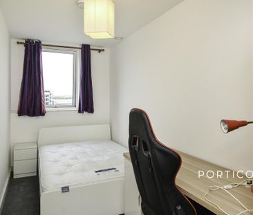 3 bedroom flat to rent - Photo 6