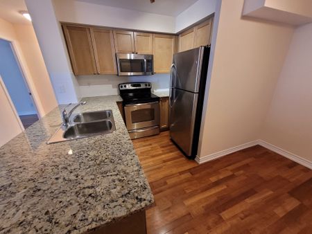 For Lease - 761 Bay Street Unit# 2913, Toronto, Ontario - Photo 3