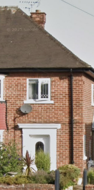 4 bedroom semi-detached house to rent - Photo 1