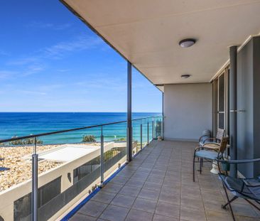 Fully Furnished Beachside Apartment - Photo 3