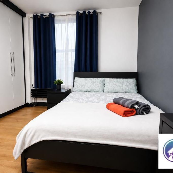 3 Bedroom Flat To Rent - Photo 1