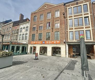 Ruim 3 slpk. appartement op de Grote Markt van Sint-Truiden - Photo 4