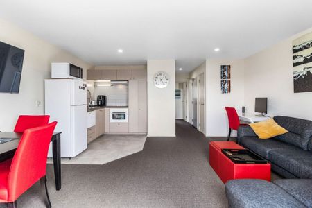 1-Bedroom - Modern & Practical in Mt Roskill - Photo 3