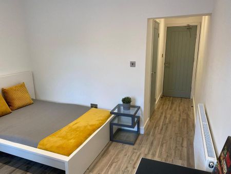 Studio to rent - Photo 4