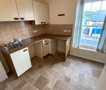 66a St Patricks Avenue, Downpatrick, BT30 6DN - Photo 3