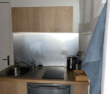 Location Appartement 1 pièce 20m² - Photo 4
