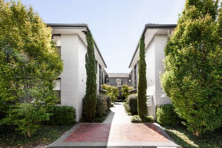 4/108 George Street, East Melbourne - Photo 4