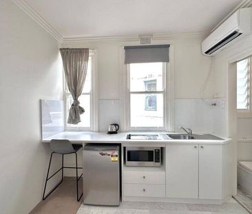 Modern Living in the Iconic 'Astoria' Building - Photo 4