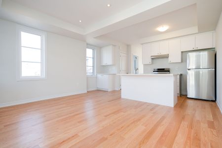 For Lease - 1260 National Valley Drive, Mississauga, Ontario - Photo 4