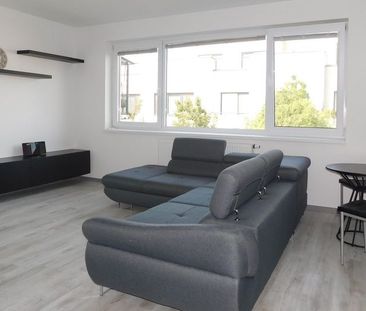 Moderný 2-izbový byt na prenájom - Hviezdoslavov – zariadený, klima... - Photo 3