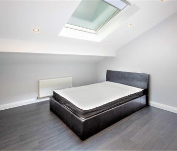 5 bedroom terraced house to rent - Photo 5