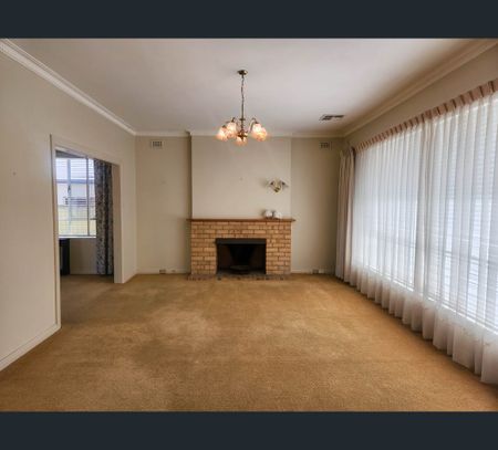 25 Brigalow Avenue, Kensington Gardens, SA 5068 - Photo 4