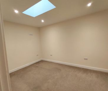 The Old Yard, Muston Manor Farm, Piddlehinton - Photo 2