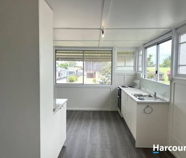 1 Bedroom Apartment - Central Location! - Photo 3