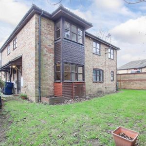 1 bedroom property to rent - Photo 3