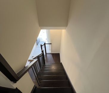 For Lease - 39 Mia Drive, Hamilton, Ontario - Photo 1