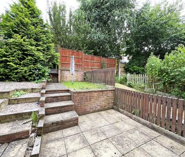 2 bedroom Maisonette to rent - Photo 3