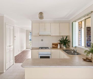 Easy Living in a Central Altona Meadows Location - Photo 6