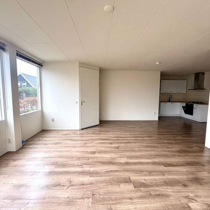 Appartement te huur: Maerten van Heemskerckstraat 157-A 1945 GC Beverwijk - Foto 1