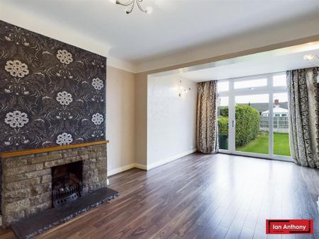 3 bedroom semi-detached house to rent - Photo 3