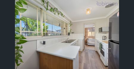 Fully Furnished Villa in Convenient Location - Photo 2