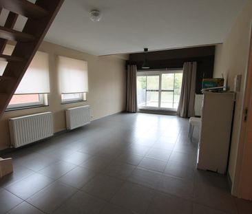 Duplex-appartement 1 ruime slaapkamer met bureelruimte - Terras - O... - Foto 2