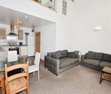3 Bed Flat, Steele House, M5 - Photo 2