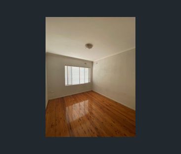 1/11 Osborne Street, Wollongong, NSW 2500 - Photo 2