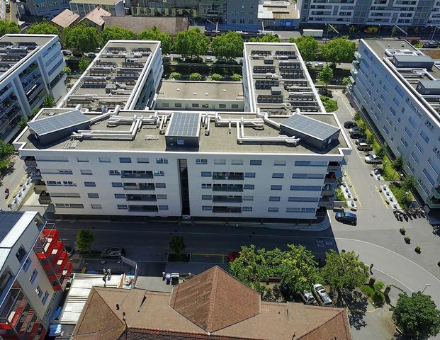 Bel appartement de 3,5 pièces au 1er étage avec deux balcons - Foto 1