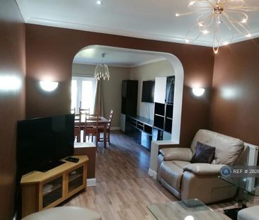 3 bedroom bungalow to rent - Photo 3