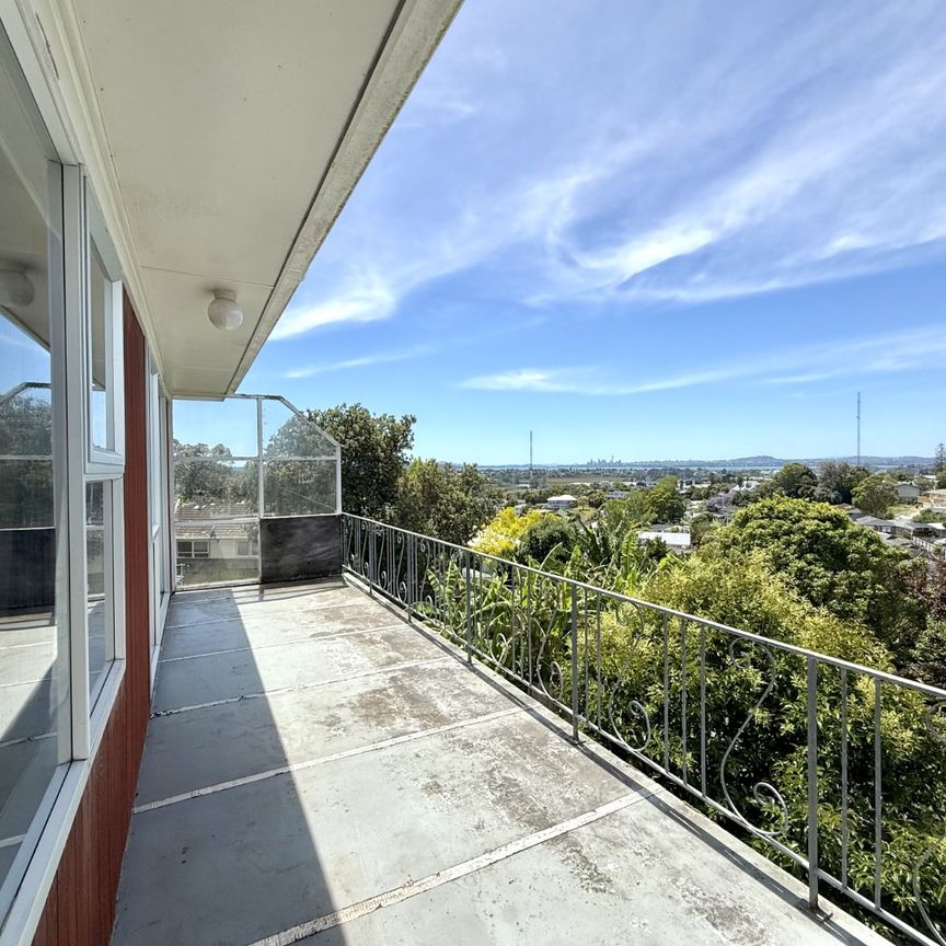 3 Bedroom Unit With Garage - Photo 1