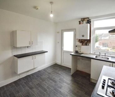 2 bedroom terraced house to rent - Photo 2