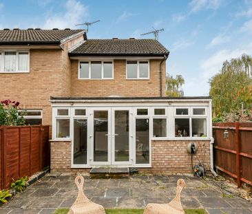 Forresters Drive, Welwyn Garden City, Hertfordshire, AL7 2HW - Photo 2