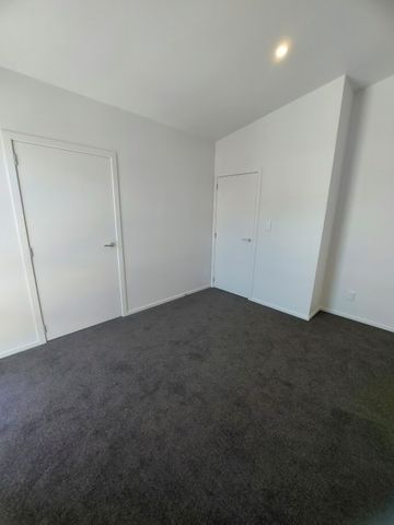 Brand new two bedroom townhouse in central Paraparaumu - Photo 3