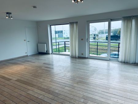 Ruim appartement (ca. 120m2) op 1e verdieping met 3 slaapkamers - Foto 3