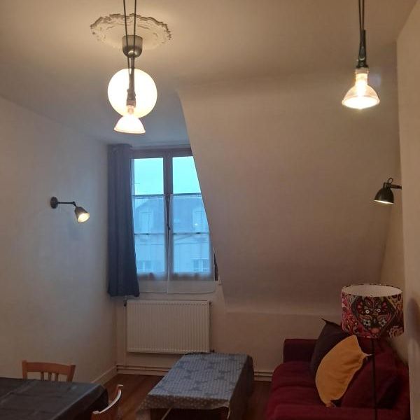 Location Appartement 2 pièces Meublé 32m² BLOIS 41000 - Photo 1