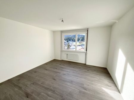 Appartement refait à neuf de 3.5 pièces - Photo 4