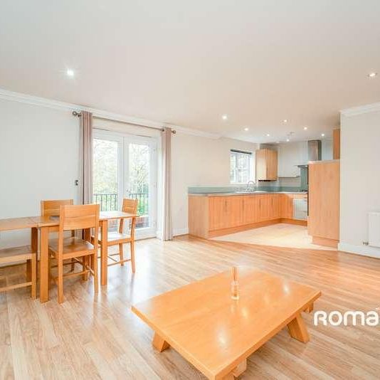 Fairways House, London Road, Ascot, SL5 - Photo 1