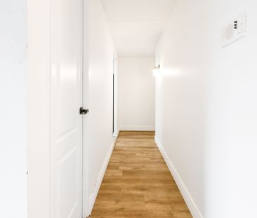 For Lease - 53 Taunton Road Unit# 57, Oshawa, Ontario - Photo 3