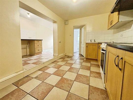 Curtis Street, Swindon, SN1 - Photo 1