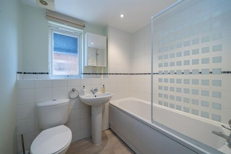 Fourdrinier Way, HP3 9RP, Hemel Hempstead - Photo 5