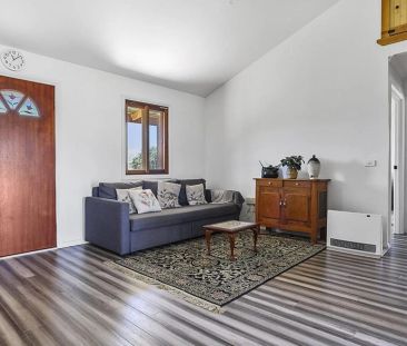 $595/wk 12 Month Lease or $1,100/wk Winter Lease - Charming Two Bed... - Photo 1