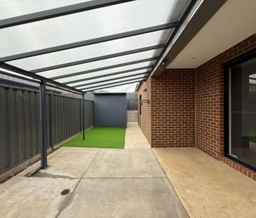 For private inspections please email catie@sweeneyea.com.au. - Photo 4