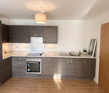 2 Bed Flat, Bridgewater Point, M5 - Photo 4