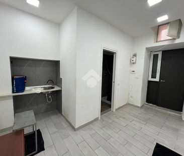 Monolocale in affitto - Photo 2