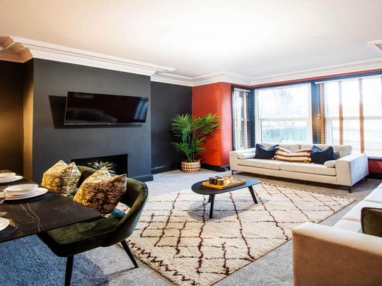 1 bedroom in a house share to rent - Photo 1