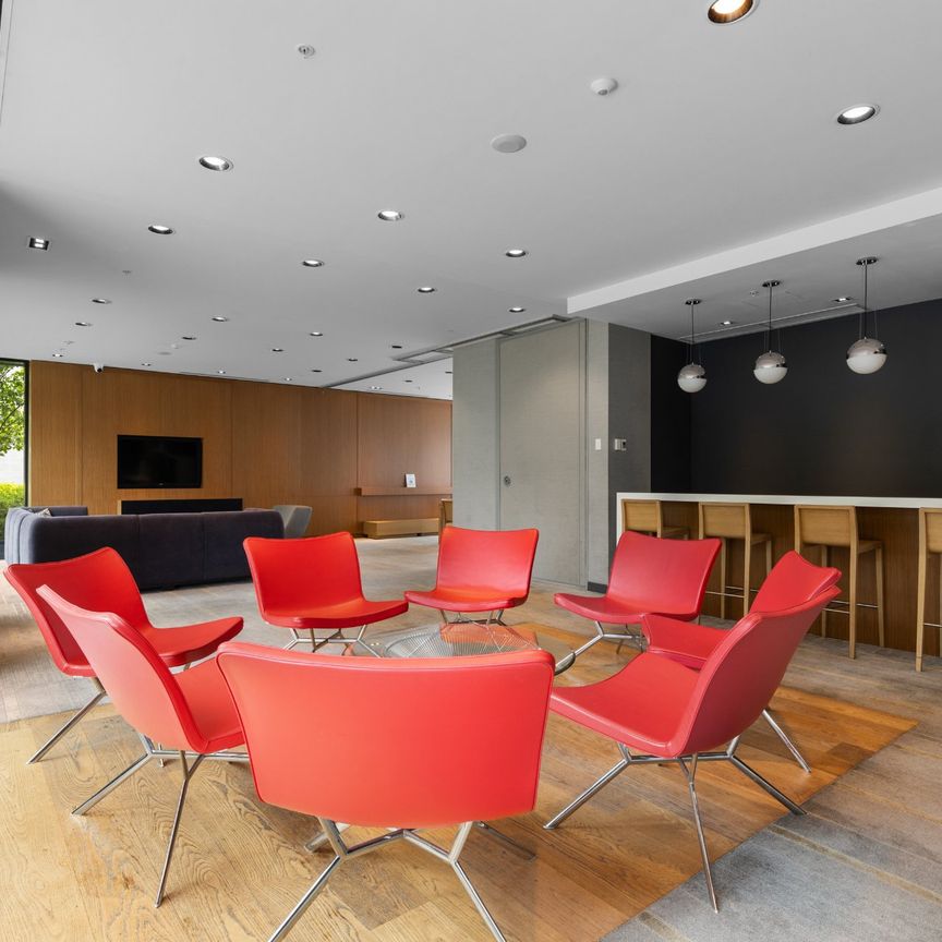 199 Rue de la Rotonde, Montréal (Verdun, QC H3E - Photo 1